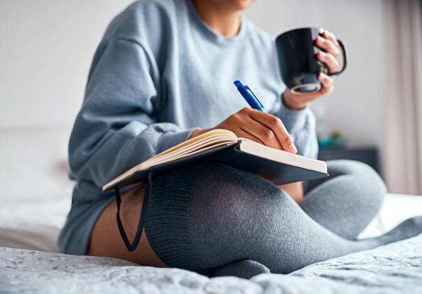 Gratitude journal for abundance mindset, how the wealthy people think about money