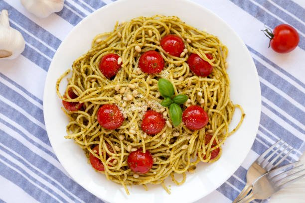 Pesto Pasta with Cherry Tomatoes